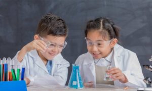 Science-Experiments-Kids-NoypiGeeks