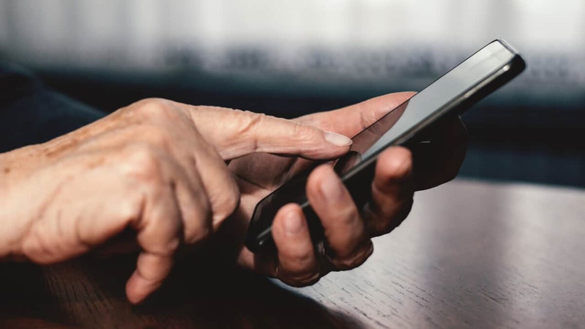 Repurpose-smartphone-tablet