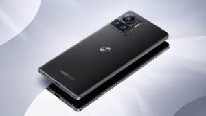 Motorola-X30-Pro-NoypiGeeks-5315