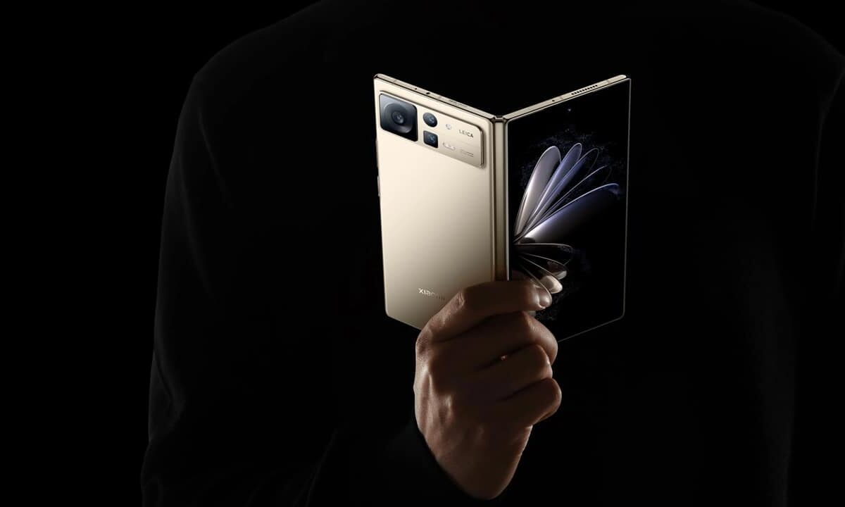 Xiaomi-Mix-Fold-2-NoypiGeeks