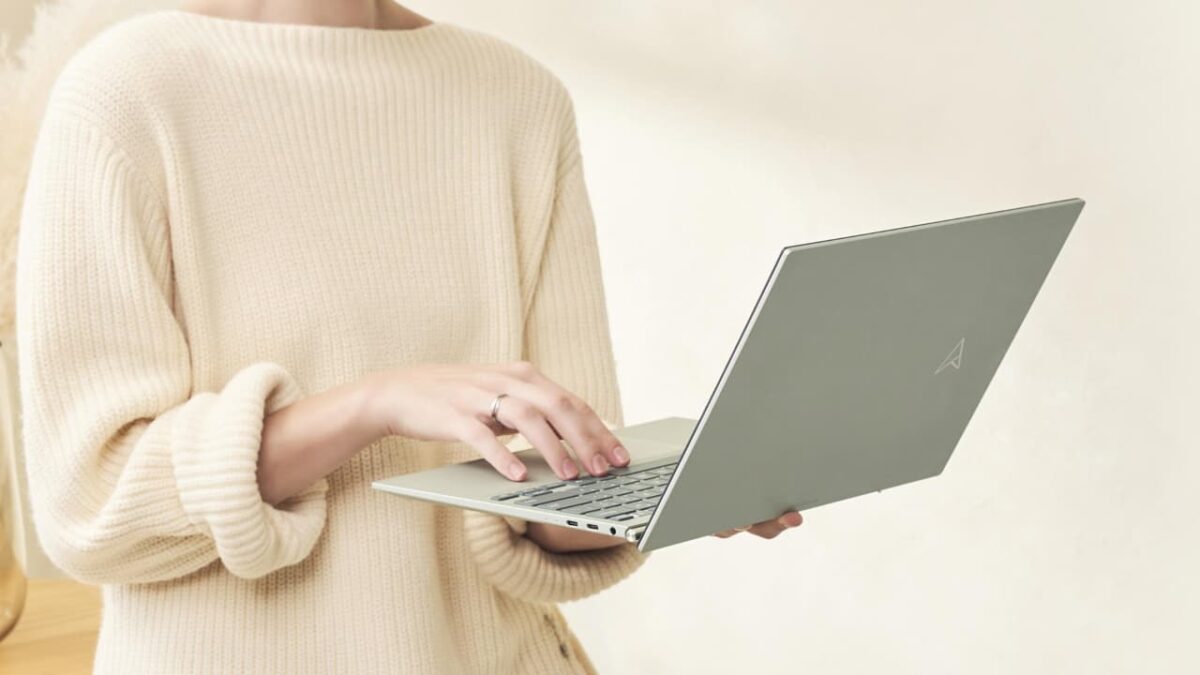 ASUS-ZenBook-S-13-OLED-2022-NoypiGeeks