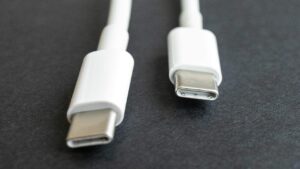 EU-Law-all-phones-mobile-devices-USB-type-C-NoypiGeeks