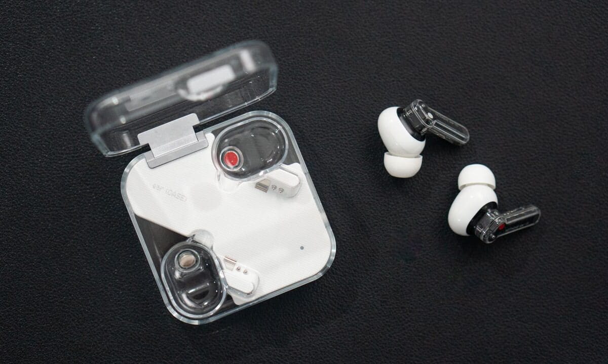 Nothing-Ear-1-Review-NoypiGeeks-5311