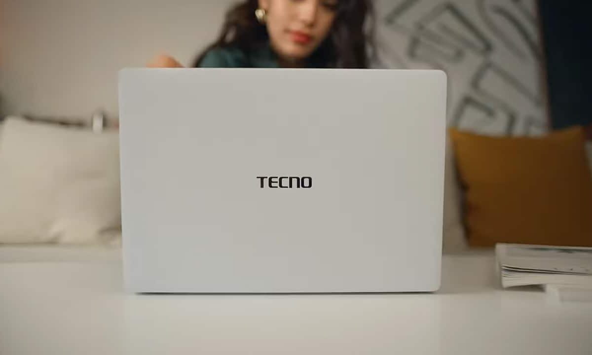 TECNO-MegaBook-S1
