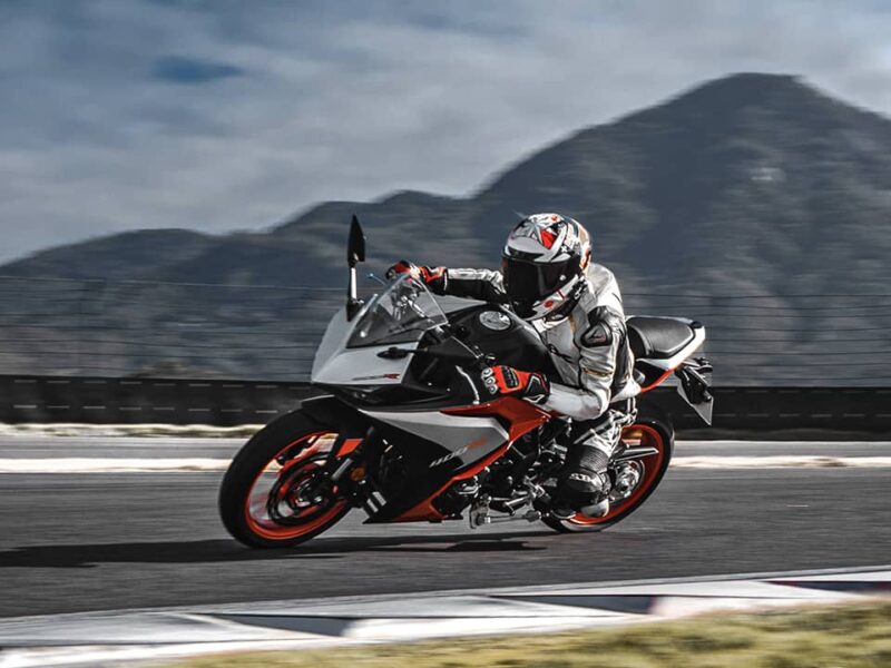 Bristol-Invictus-400rr