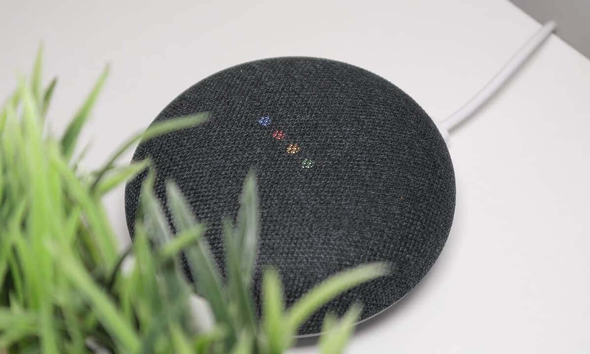 google-home-speakers-hackers-listen-conversations