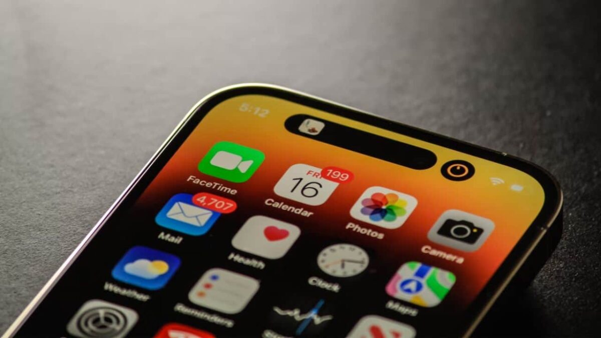 Apple-iPhone-14-Pro-Max