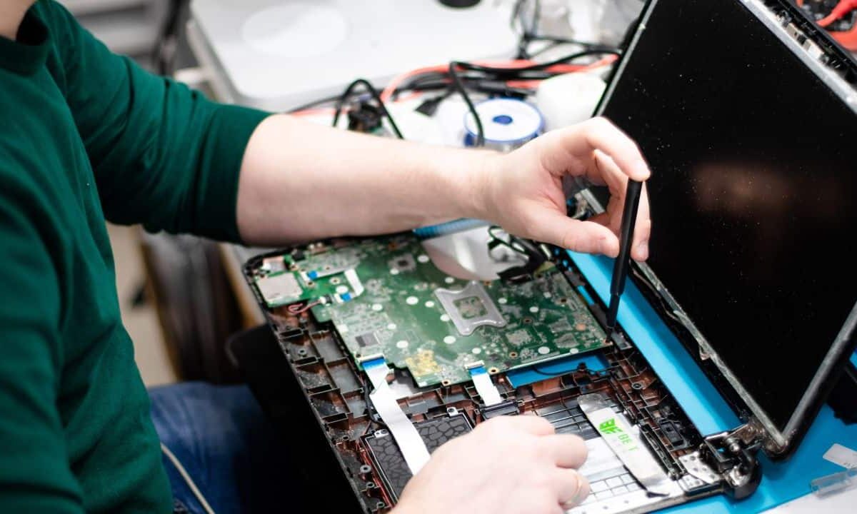 Product-repair-37810