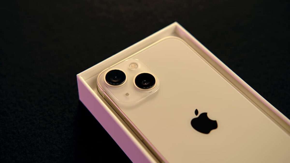 Top-10-best-selling-smartphones-2022