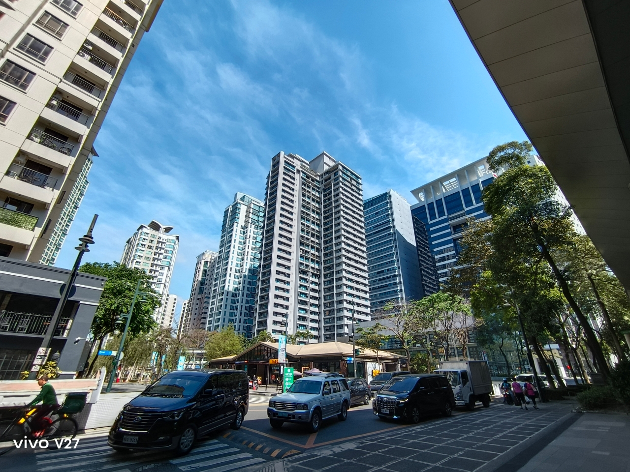 vivo-V27-ultra-wide-5992