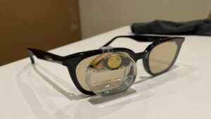 AI-glasses-dating