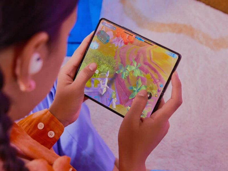 Playing-mobile-games