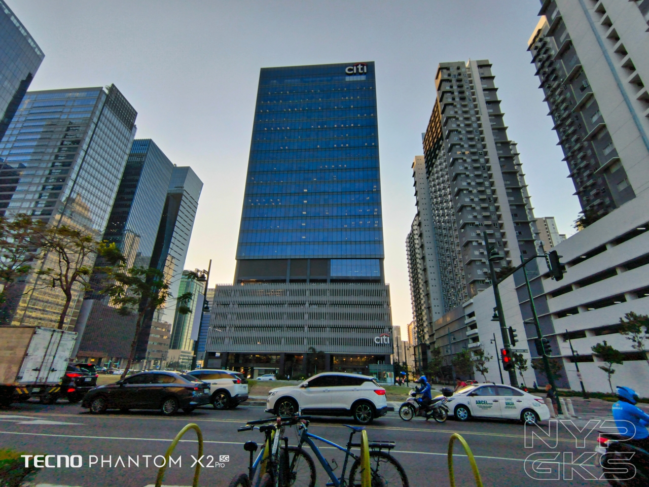 TECNO-Phantom-X2-Pro-ultra-wide-5275