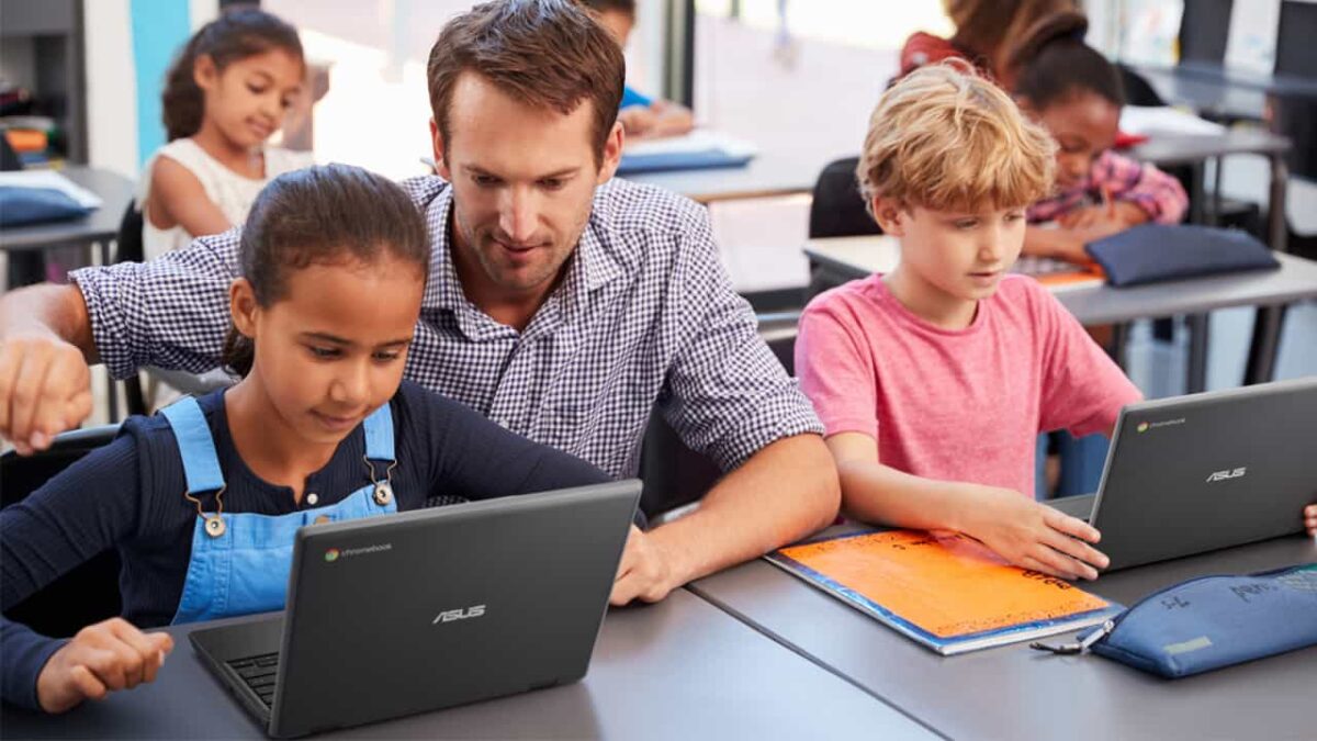 ASUS-Chromebook-Flip-CR1-Specs-Features