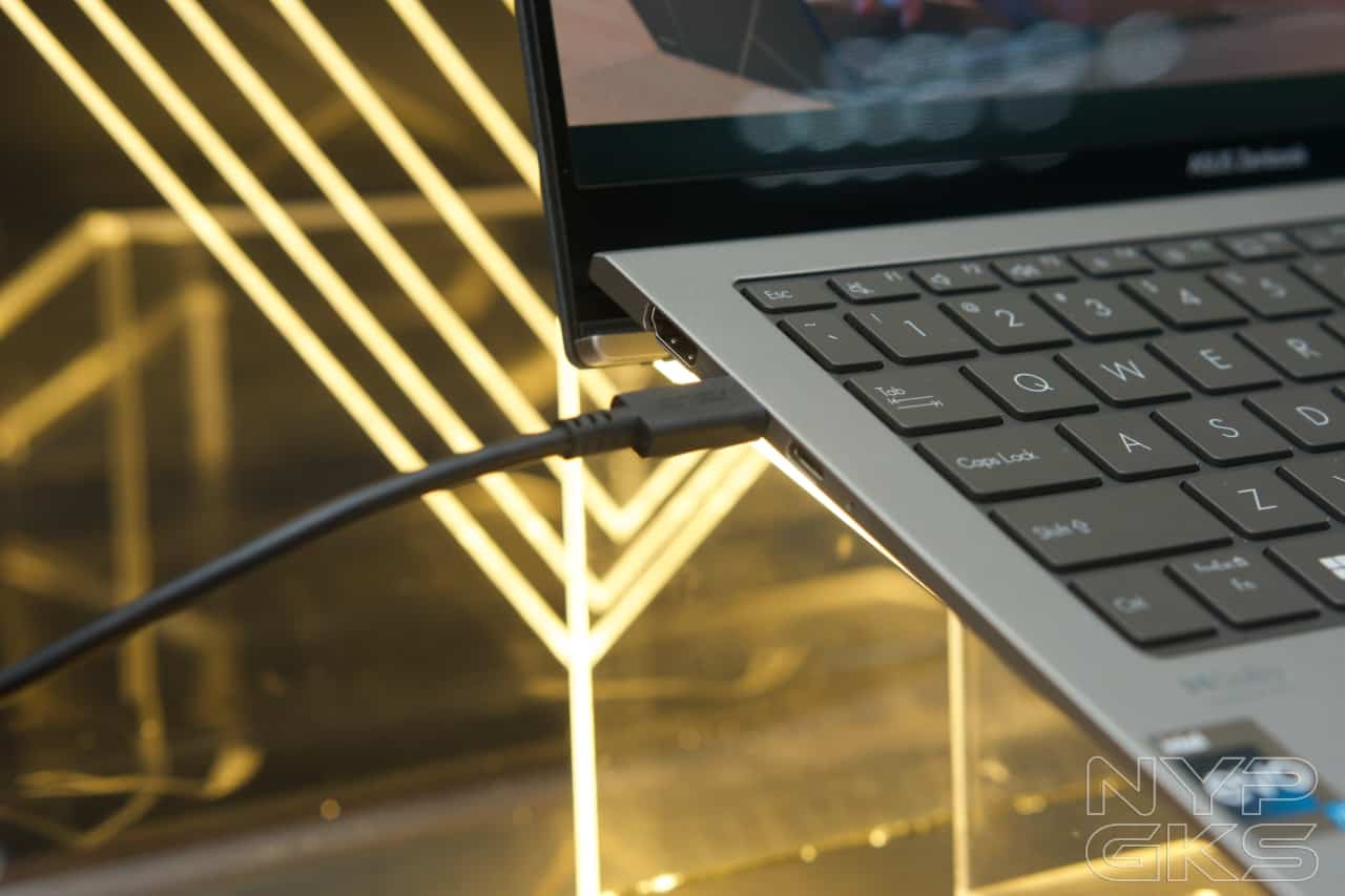ASUS-Zenbook-S-13-OLED-NoypiGeeks