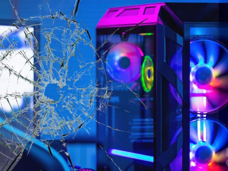 PC-case-tempered-glass-shattered