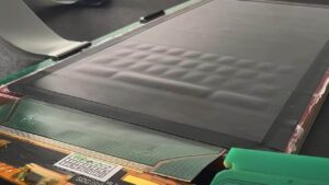 Physical-keyboard-smartphones-inflatable-buttons
