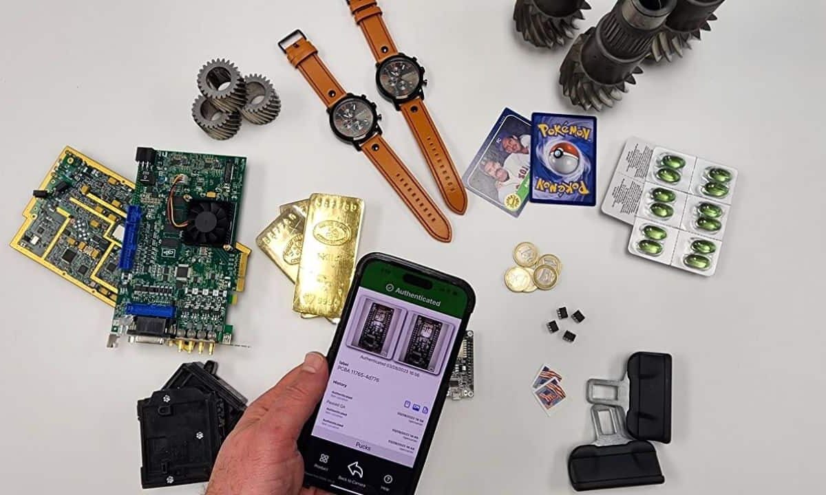 FeaturePrint-Identify-Fake-Products