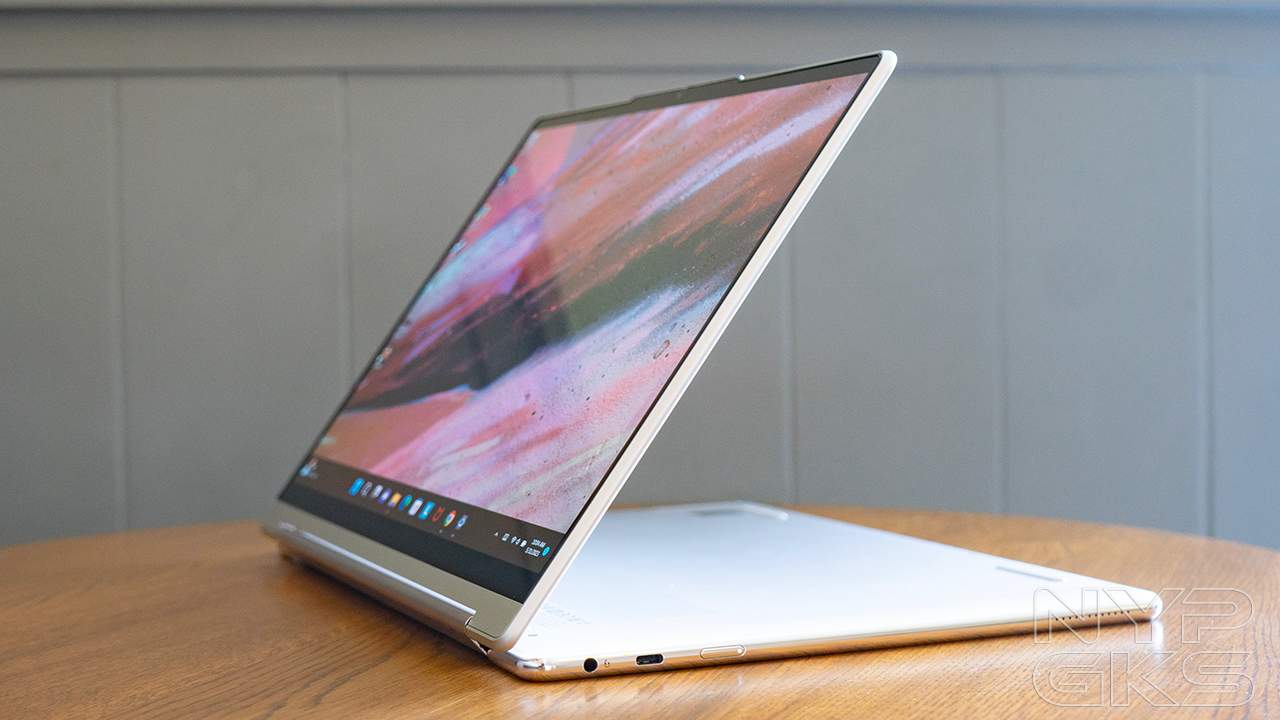 Lenovo-Yoga-9i-Gen-8-Review-5977
