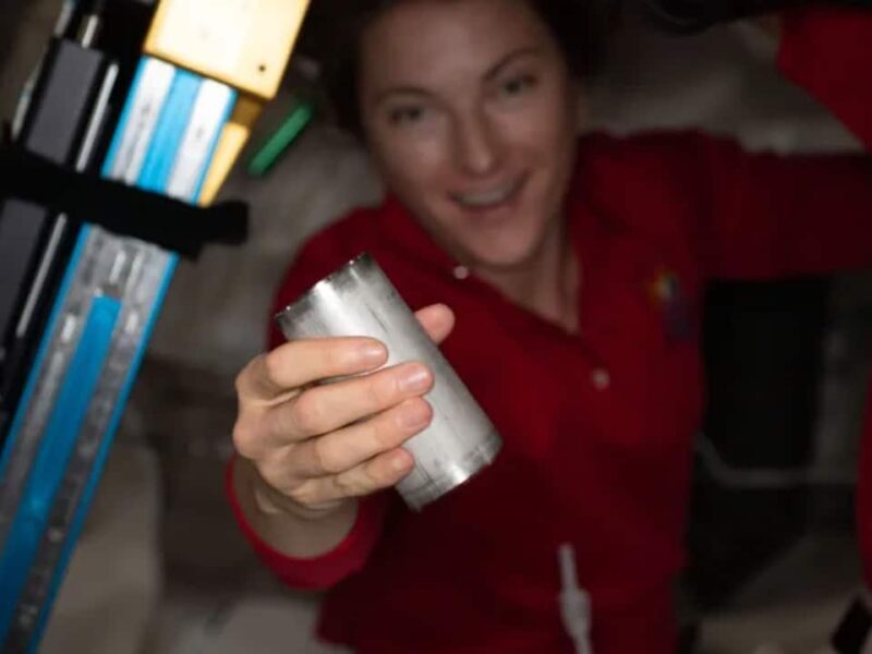 NASA-recycled-astronaut-pee-sweat-drinkable-water