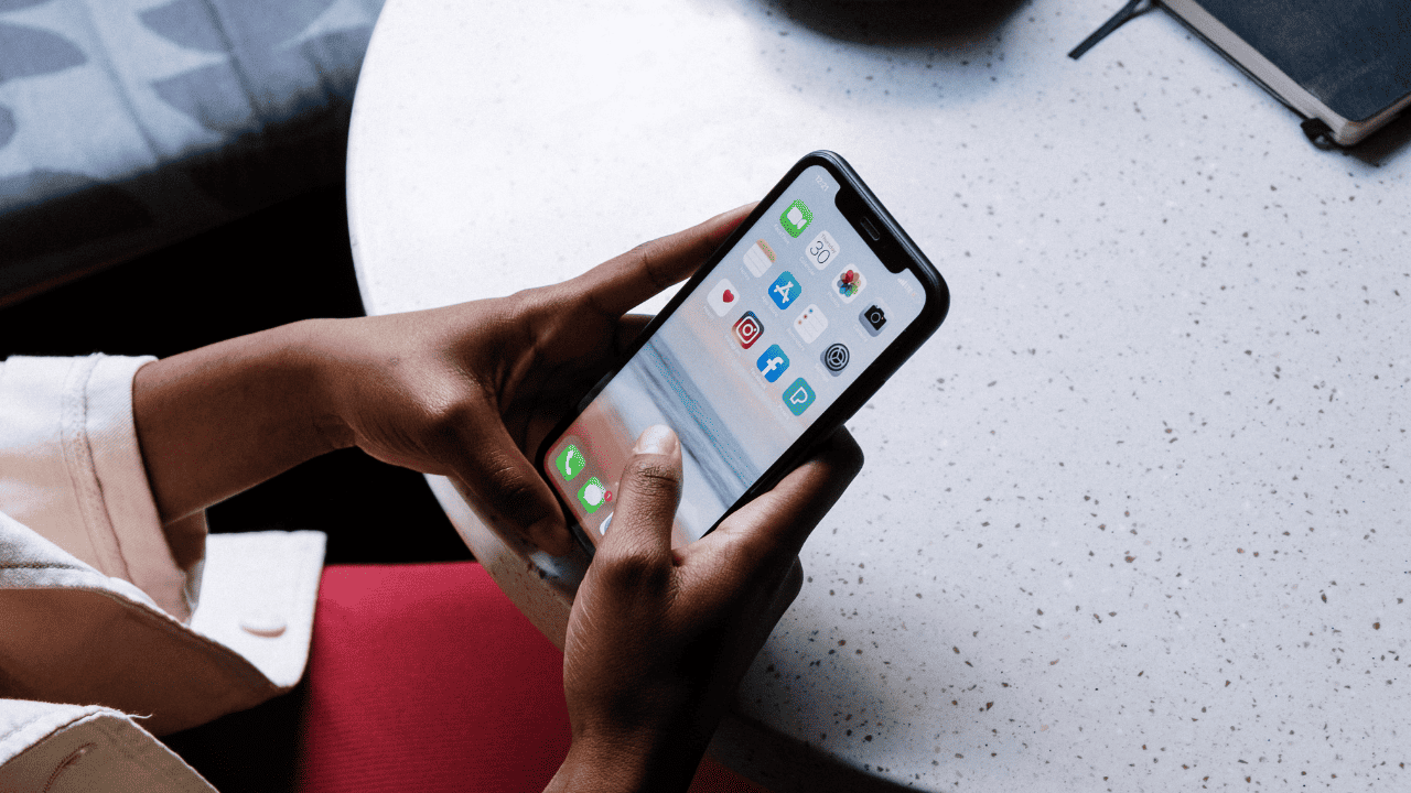 No-case-smartphone
