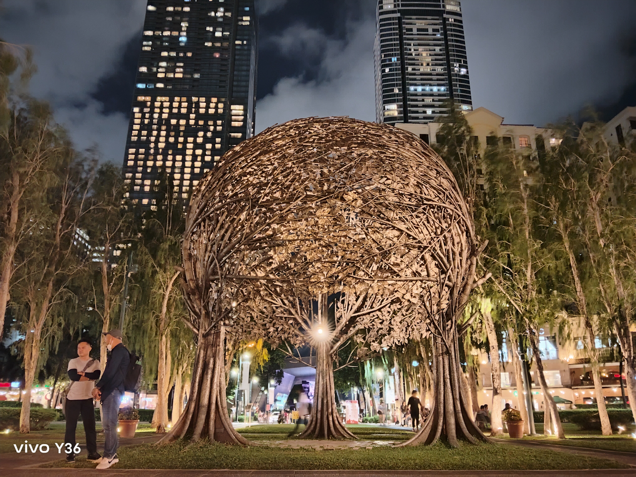 Explore-BGC-night-vivo-Y36-5219