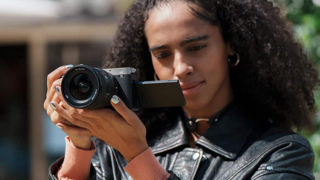 Sony-A7C-II-NoypiGeeks