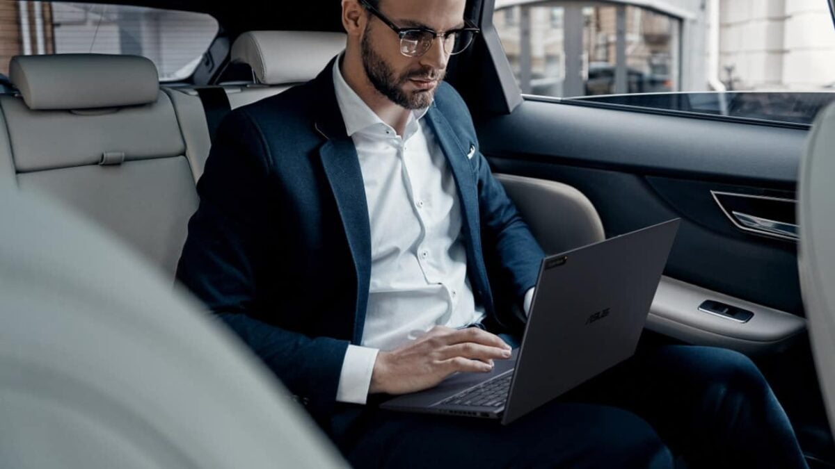 ASUS-ExpertBook-B9-OLED