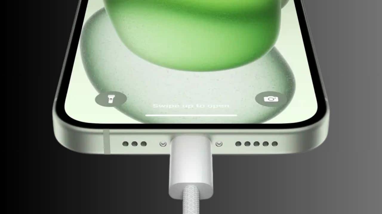 Apple-iPhone-15-USB-C