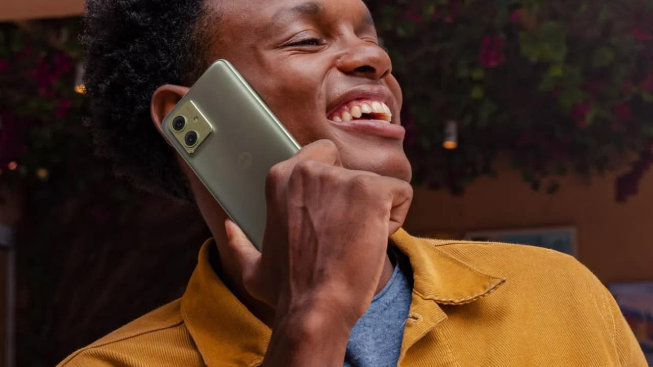 Motorola-Moto-G54-NoypiGeeks