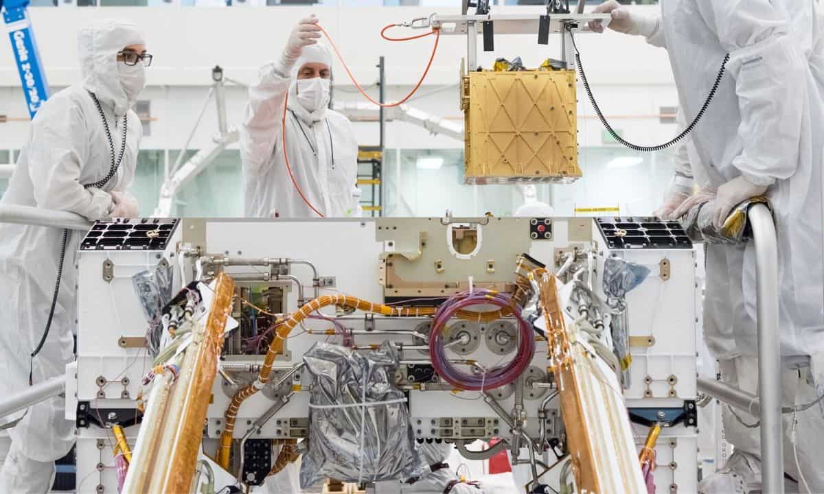 NASA-Oxygen-Production-Experiment-Mars