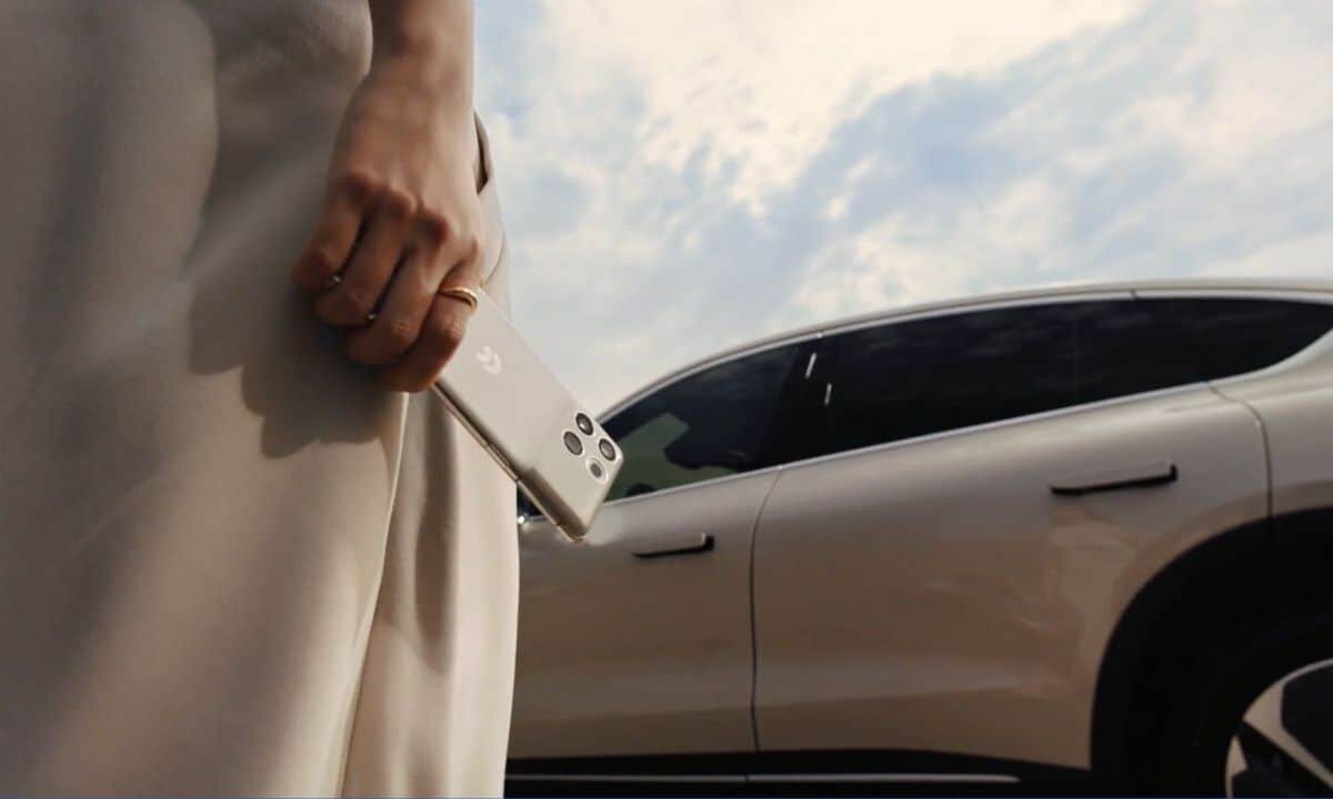 Nio-Phone-NoypiGeeks