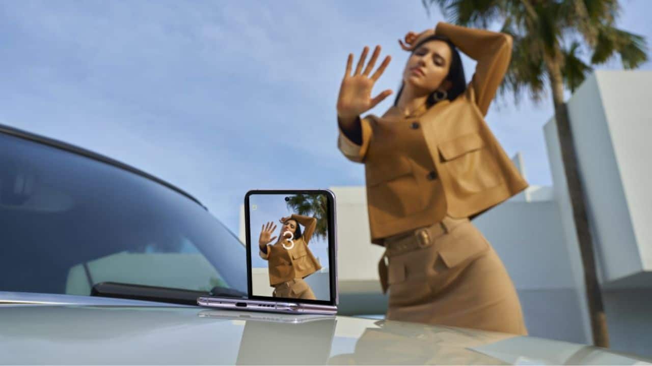 TECNO-Phantom-V-Flip-5G-Price-Philippines