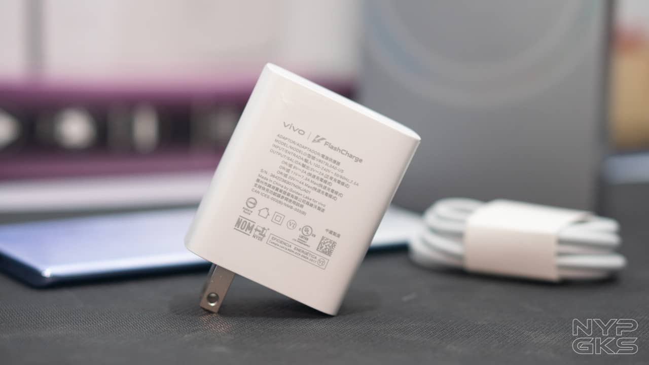 vivo-V29-5G-Review-Charger