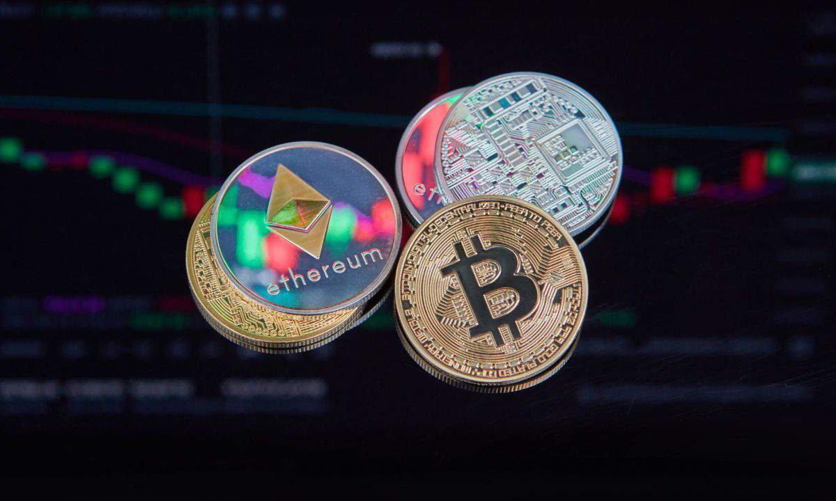 Crypto-NFT-Words-NoypiGeeks