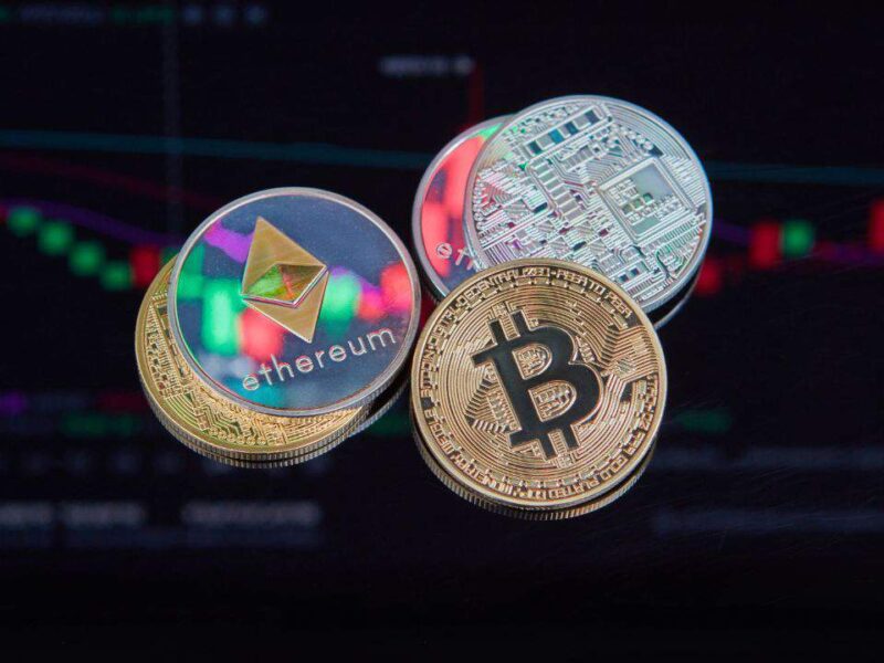 Crypto-NFT-Words-NoypiGeeks