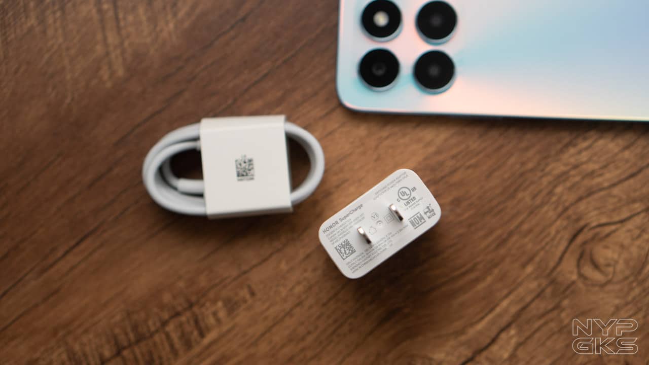 HONOR-X6a-Charging