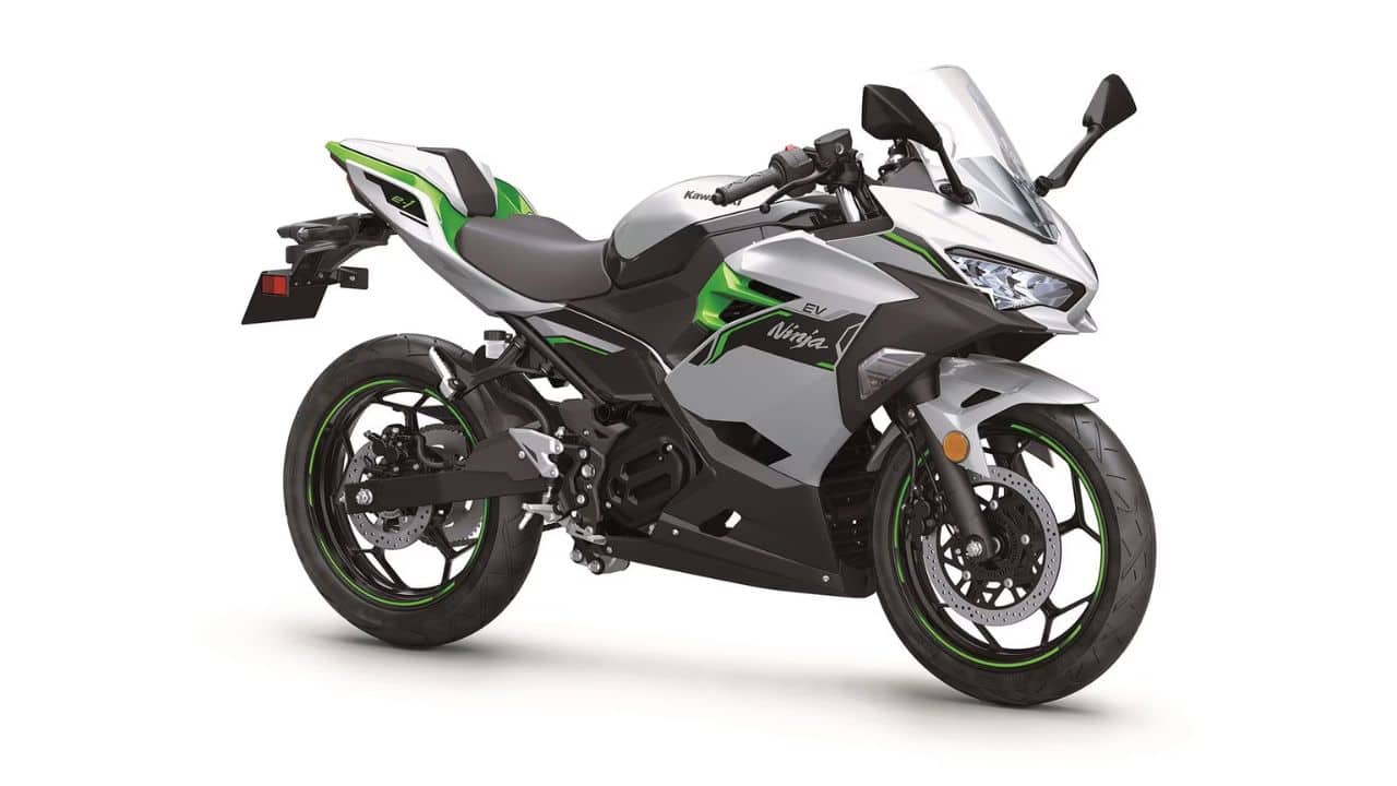 Kawasaki-Ninja-e-1