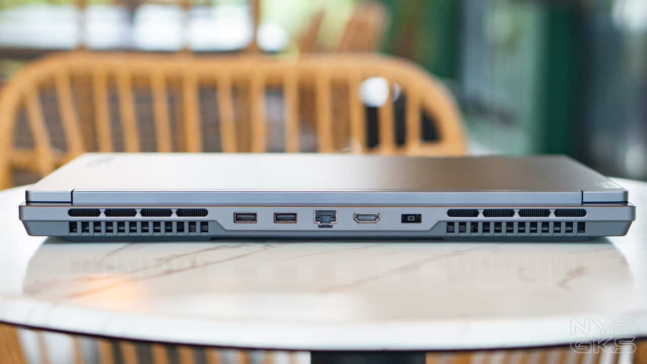 Lenovo-Legion-Slim-5i-Gen-8-Ports