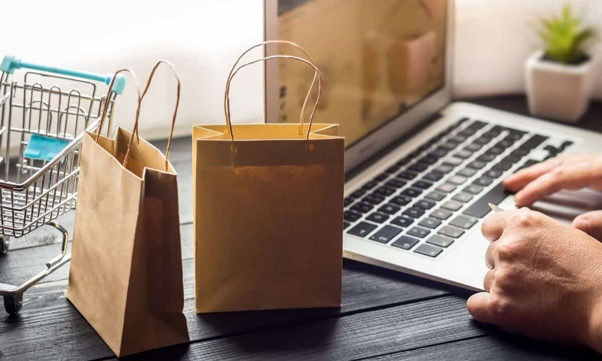 Online-vs-In-Store-Shopping