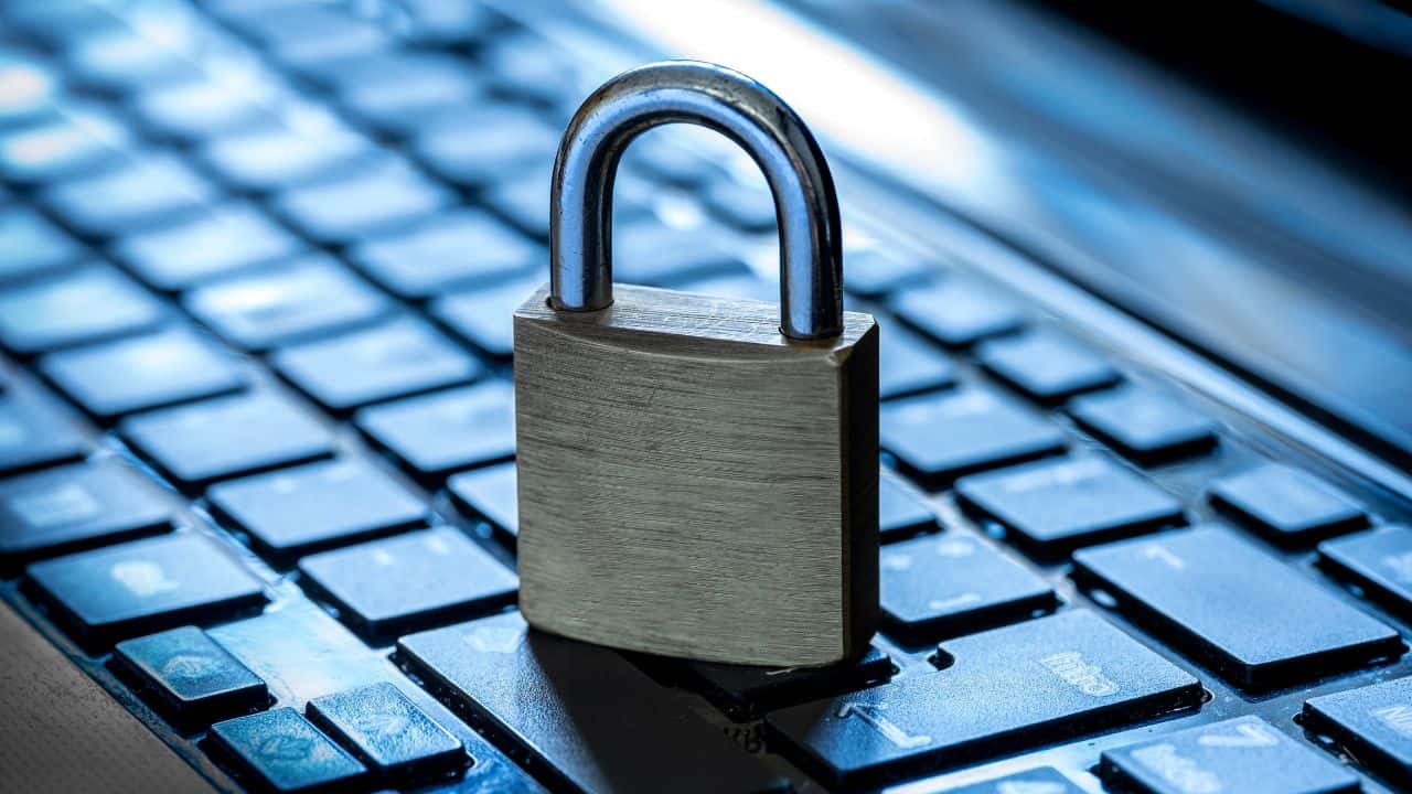 Cybersecurity-3478