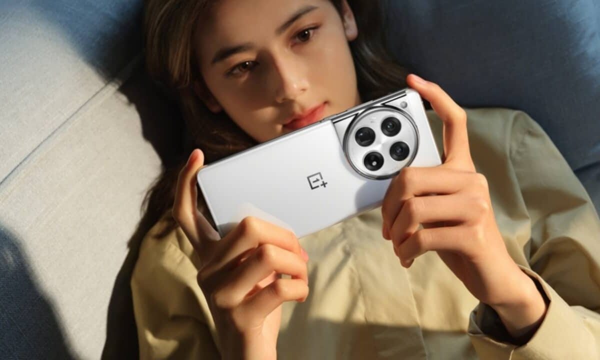 OnePlus-12-NoypiGeeks