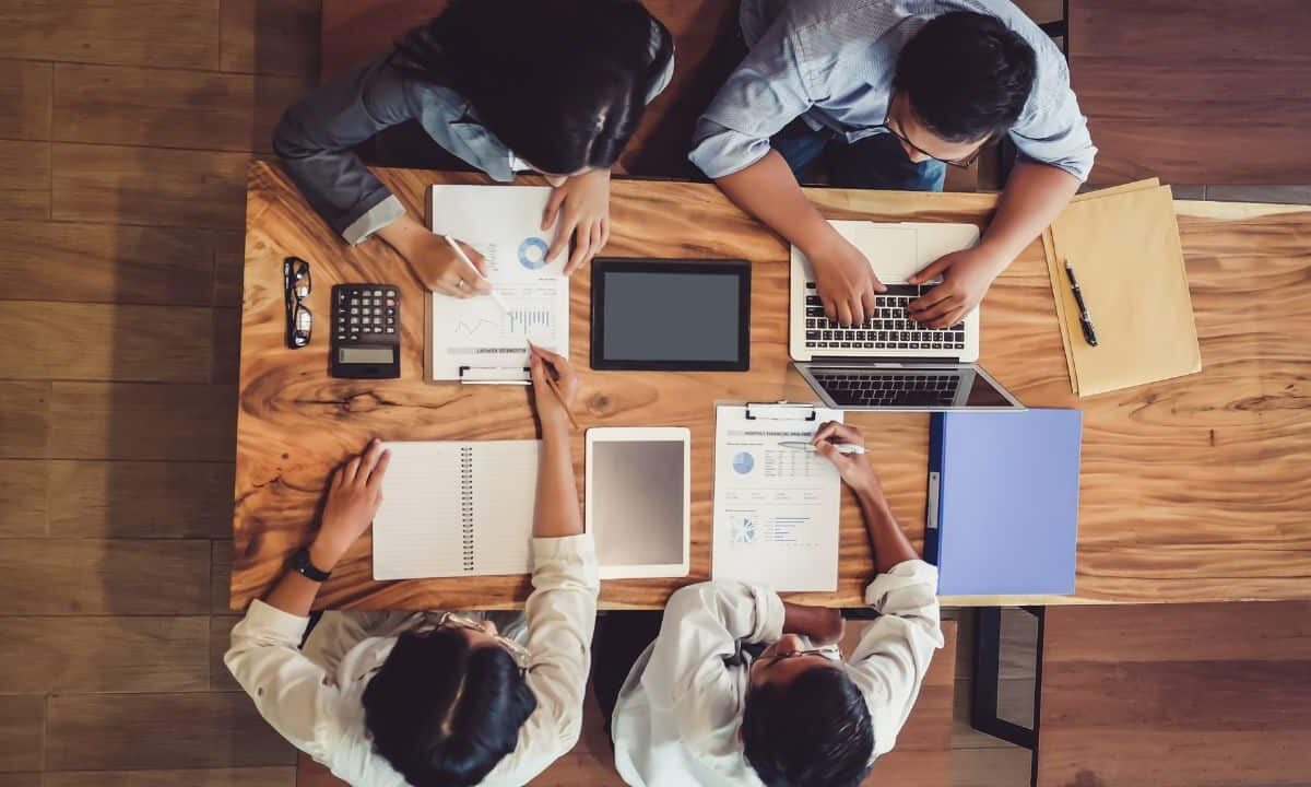 PH-startups-air-governments-lack-support