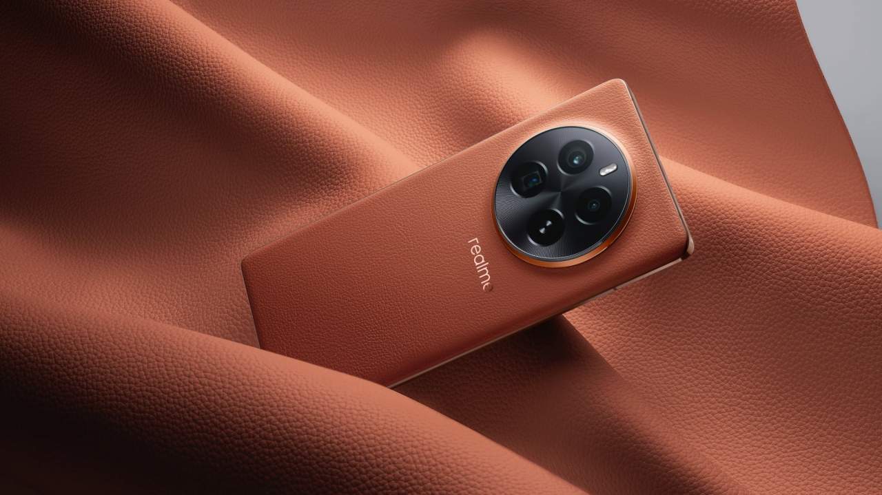 realme-GT5-Pro-NoypiGeeks