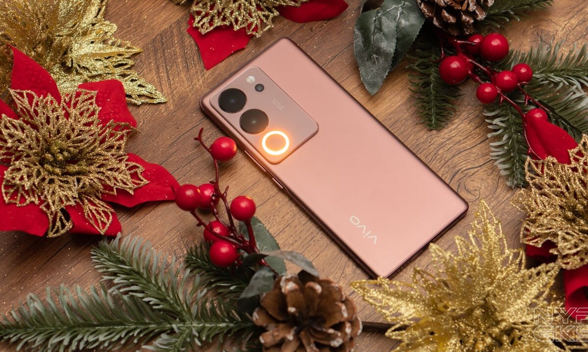 vivo-V29-5G-Noche-Buena-Feast-5179