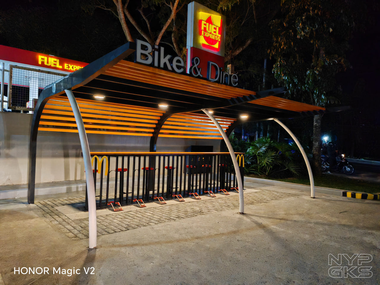 HONOR-Magic-V2-Low-Light-Camera-5749