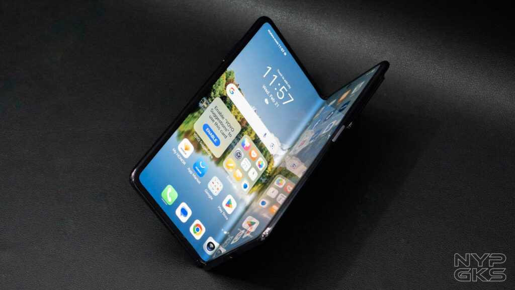 Magic V2 HONOR Magic V2 Review | NoypiGeeks