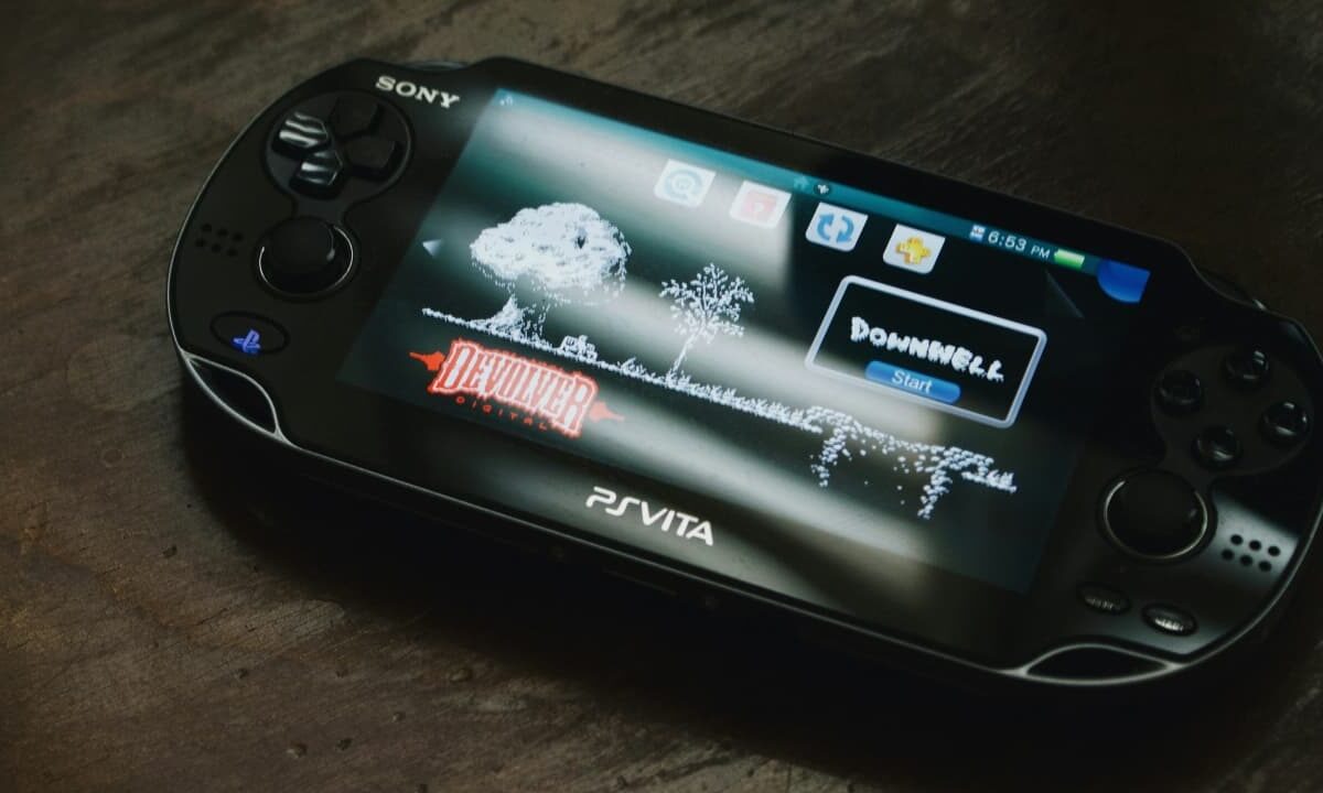 PSP-Vita-2-early-development