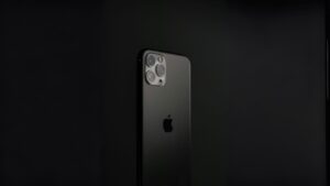 iOS-trojan-steal-facial-recognition-steal-bank