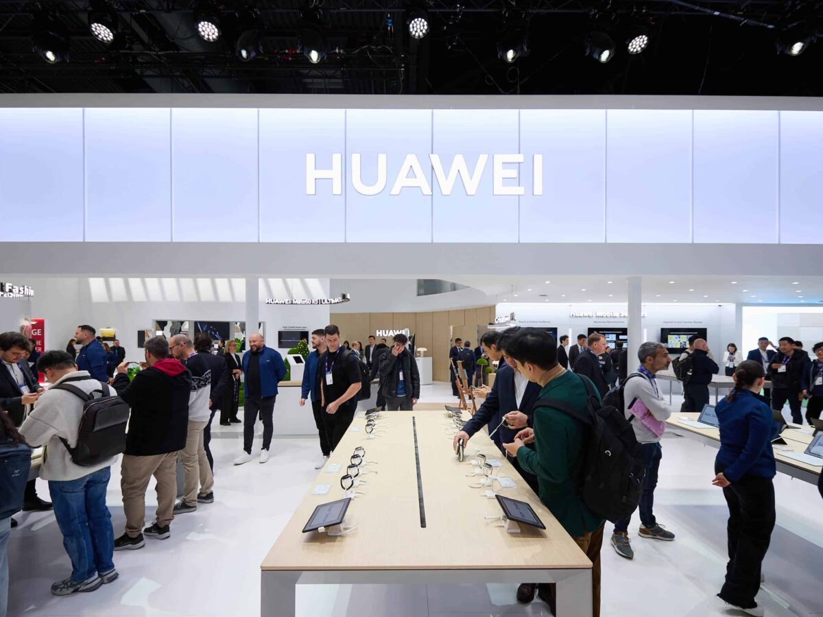 HUAWEI-premium-fashion-forward-MWC-2024-5994